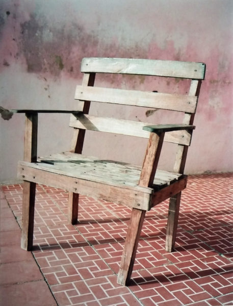 Gibara's Chair, 2017, C-print, 14,5 X 19,5 cm, Edition of 2 + 2AP - © Vincent Delbrouck