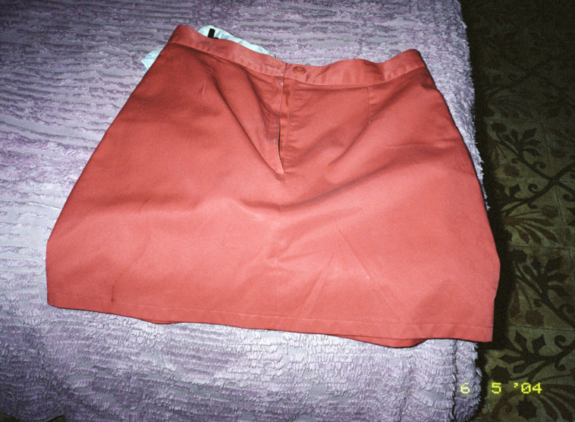 Red Skirt, 2004, C-print, 24 X 36 cm, Edition of 3 + 2AP - © Vincent Delbrouck